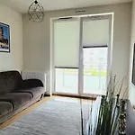 شقة Apartament Nadmorski --netflix-wifi-100 Mbs -- *