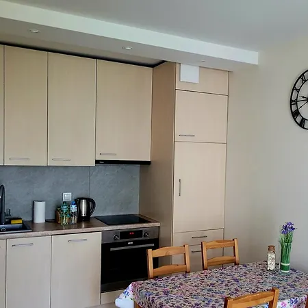 Apartman Apartament Nadmorski --netflix-wifi-100 Mbs -- *